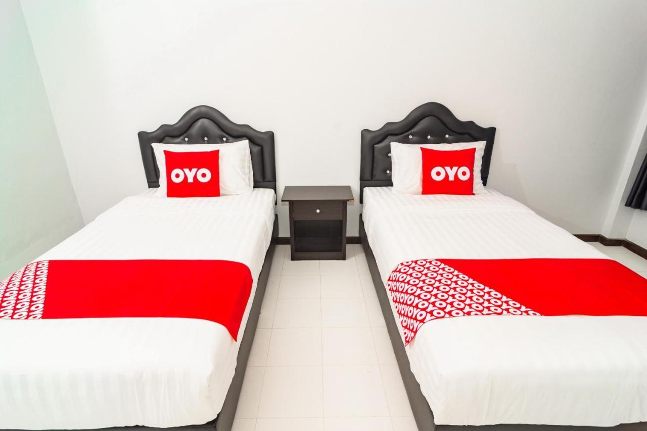 Oyo 533 Runya Poolvilla Prachuap Khiri Khan Luaran gambar