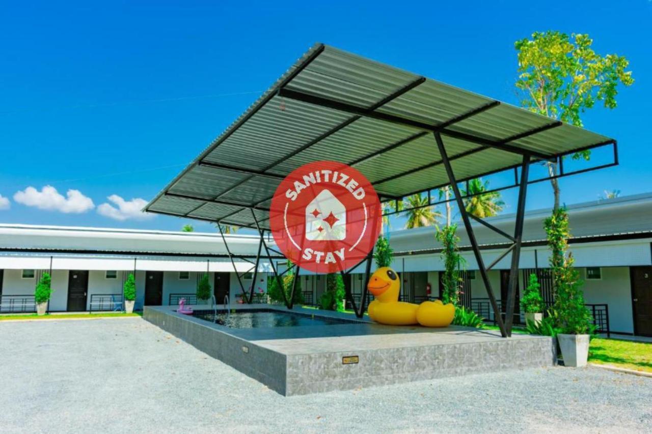 Oyo 533 Runya Poolvilla Prachuap Khiri Khan Luaran gambar